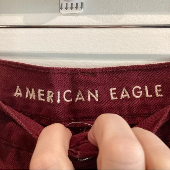 AMERICAN EAGLE  Sz 14 Extra Long 100% Cotton Mom Style Distresses Jeans NEW - Picture 9 of 16